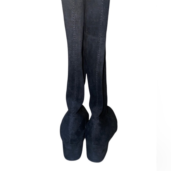 Charlotte Russe Over-The-Knee Black Boots - Picture 8 of 9